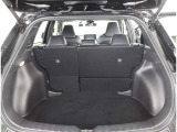 広々としたラゲージスペースを備えています。大きなものや長さのある荷物もしっかりと積み込めます。