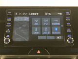 いまや必須装備「ナビゲーション」搭載!知らない場所にスイスイッとドライブ。もう、これなしではハンドルを握れませんね!でも運転中の操作は危険ですのでご注意ですね☆