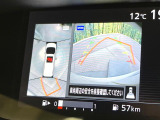 【アラウンドビューモニター】専用のカメラにより、上から見下ろしたような視点で360度クルマの周囲を確認することができます☆縦列駐車や幅寄せ時に活躍してくれます♪