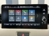 純正スマートナビ付きです!ホンダコネクト対応、フルセグTV視聴、Bluetooth・ミュージックプレーヤー接続可能です!