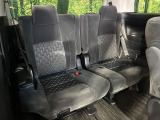 3列目シートはもちろん状態良好☆大人でもゆったりと座って頂けますので、大人数でのお出かけもラクラクです♪ご家族で、気の知れた仲間で、ドライブに行くのが楽しみですね♪