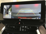 後方の見にくい視界もバックモニターで確認サポートして駐車時も安心☆