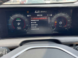 運転支援システムなどのお車の様々な情報がメーター内で確認、設定できます