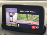 【360&deg;ビューモニター】専用のカメラにより、上から見下ろしたような視点で360度クルマの周囲を確認することができます☆死角部分も確認しやすく、狭い場所での切り返しや駐車もスムーズに行えます。