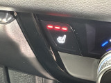 フロント両席にはシートヒーターが付いています!寒い日に便利な装備ですね。