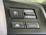 【全車速追従機能付クルーズコントロール】高速道路での長距離走行が楽に!!自動で速度を保つクルーズコントロールが、衝突軽減システムと連携し、前方の車両を感知して車間を保つように速度調節してくれます!!