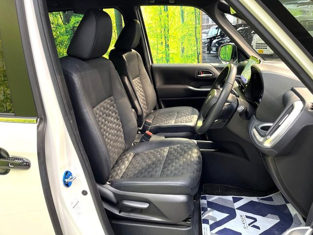 トヨタ ヴォクシー 1.8 ハイブリッド S-Z の中古車詳細 (21,145km