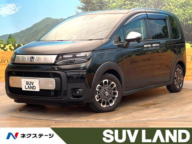 フリード 1.5 e:HEV クロスター