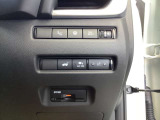 ■純正ETC2.0車載器。■ハンドル支援ONOFF。■電動バックドアが車内からも開閉できます。■ACONスイッチ。