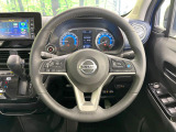 【純正革巻きステアリング】上質な革を使用することで、手にしっかり馴染みとても運転しやすいハンドルです♪