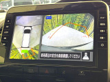 【アラウンドビューモニター】専用のカメラにより、上から見下ろしたような視点で360度クルマの周囲を確認することができます☆死角部分も確認しやすく、狭い場所での切り返しや駐車もスムーズに行えます。