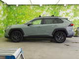 RAV4 2.0 アドベンチャー 4WD 