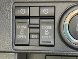 スライドドアは電動となっており、ドアハンドルを引くと自動で開閉します。運転席横のスイッチでも開閉させることができます。
