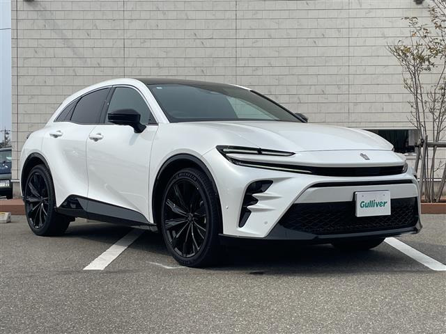 クラウンスポーツ 2.5 Z E-Four 4WD 本革シート