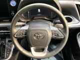 【純正革巻きステアリング】上質な革を使用することで、手にしっかり馴染みとても運転しやすいハンドルです♪