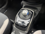 【 シフト 】スムーズなシフトチェンジで快適にお車を操縦していただけます!