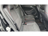 気になるお車がございましたら、事前にご連絡下さい。より見やすい場所にてご用意致します。また、事前連絡によりお待たせする事なく、スムーズな商談を心がけております。