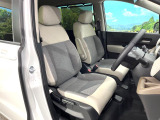 もちろん車内はキレイです♪よりクリーンな状態をキープしたいお客様には『ナノゾーンコート』がおすすめ!新型コロナウイルス対策や、除菌・消臭に効果を発揮し多くの方にご好評いただいております。