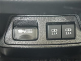 ◆アクセサリコンセント◆AC100V・1500Wの大容量アクセサリコンセント付。走行中の使用はもちろん、アウトドアなどでも大活躍!停電などの非常時に発電機としても使える便利な機能です。