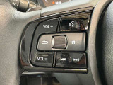 オーディオコントロールスイッチ付き!ハンドルを握ったままチャンネルや音量の調整が可能です。見た目以上に運転していると便利な機能なんですよ。