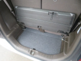 分割式のラゲッジスペースです☆
