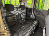後部座席も気になるようなキズ・汚れやへたり等、大きなダメージはなく、良好な状態です。