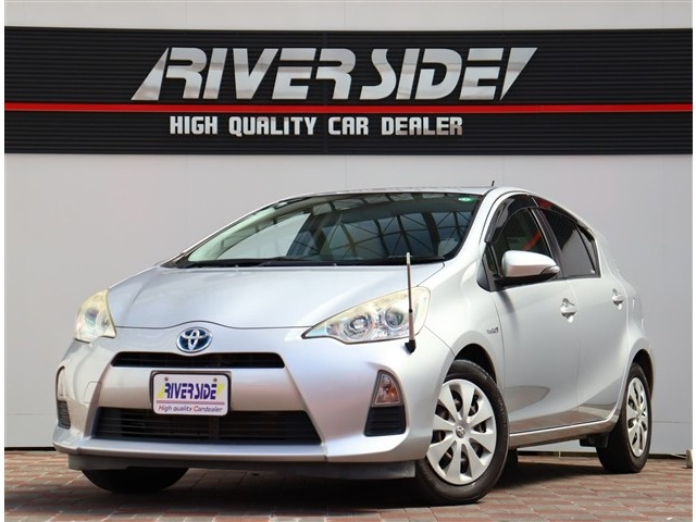 トヨタ アクア 1.5 S