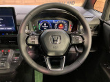 【純正革巻きステアリング】上質な革を使用することで、手にしっかり馴染みとても運転しやすいハンドルです♪