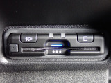 ■【ETC車載器】が装備されています。セットアップをしてお渡しとなり、ETCカードを差し込むだけで高速道路の利用が可能です。