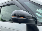 オシャレさと視認性を兼ね備えたLEDミラーウインカー♪