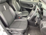 ●仕入れ段階で徹底したチェックを行い、厳しい審査にパスした車だけを展示・販売しています。弊社ではこれをプロチェックと呼び、数十の独自チェック項目に基づき、車の状態を調べ上げています。