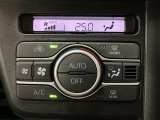 オートエアコンも装備ですよ♪