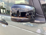 オシャレさと視認性を兼ね備えたLEDミラーウインカー♪