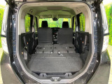 普段のお買い物や通勤、送迎等に十分な荷室スペースを確保しております。セカンドシートを倒すと、大きな荷物の積載も可能です♪
