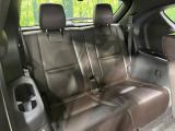 3列目シートはもちろん状態良好☆大人でもゆったりと座って頂けますので、大人数でのお出かけもラクラクです♪ご家族で、気の知れた仲間で、ドライブに行くのが楽しみですね♪