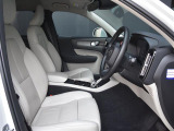 XC40 B4 AWD インスクリプション 4WD 4WD 本革シート