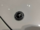 メルセデス・ベンツの定める厳しい基準をクリアしたお車のみをご案内させて頂きます。納車前整備はメーカー規定に基づき100項目以上にも及ぶ点検を熟練のメカニックによって行いご納車させて頂きます。