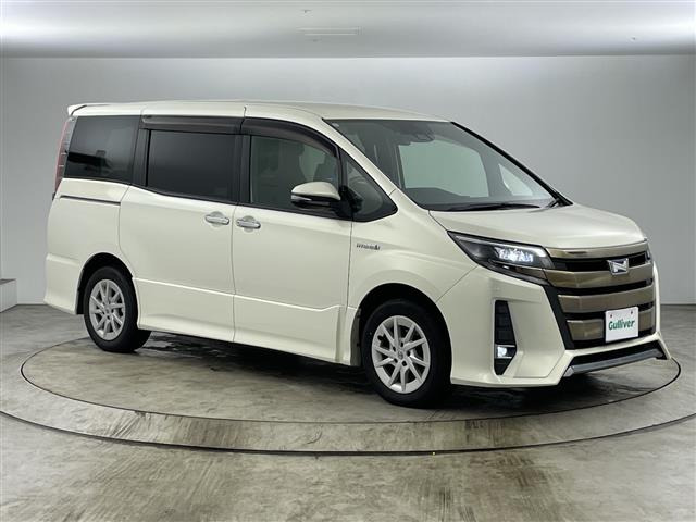 ノア 1.8 ハイブリッド Si W×B 修復歴無し