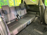 3列目シートはもちろん状態良好☆大人でもゆったりと座って頂けますので、大人数でのお出かけもラクラクです♪ご家族で、気の知れた仲間で、ドライブに行くのが楽しみですね♪