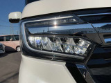 LEDヘッドライトが安全な夜間走行をサポートしてくれます♪照射範囲が広くなるので前方視界が全体的に明るくなり、夜間走行をしっかりアシスト♪