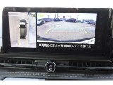 アラウンドビューモニター、車の周囲がナビ画面で確認でき、安心して駐車することができます。