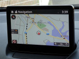 マツダ純正メモリーナビを装備しています。