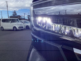 LEDヘッドライトが安全な夜間走行をサポートしてくれます♪照射範囲が広くなるので前方視界が全体的に明るくなり、夜間走行をしっかりアシスト♪