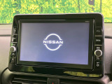 【大画面ナビ】人気の大型9インチナビを装備。存在感のある大画面はインパクト大!ナビ利用時のマップ表示は見やすく、テレビやDVDは臨場感がアップ!いつものドライブがグッと楽しくなります♪