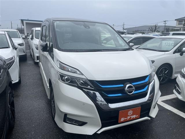 セレナ 1.2 e-POWER ハイウェイスターV ワンオーナー 禁煙車 純正ナビ
