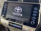 【メーカー純正ナビ】インテリアに溶け込むスタイリッシュな「専用設計」メーカーナビを装備♪視認性や操作性など基本性能にも優れ、より上質なカーライフをお楽しみいただけます。