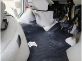 ラバーフロアマットは汚れても水でサッと洗えてお手入れ楽々!