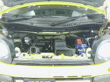 エンジンルームはクリーニング済なので、安心してお乗りいただけます。