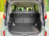 普段のお買い物や通勤、送迎等に十分な荷室スペースを確保しております。セカンドシートを倒すと、大きな荷物の積載も可能です♪