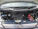 エンジンルームです。ピカピカですね♪♪
